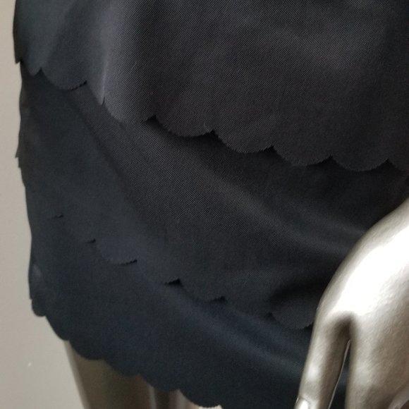 Black Scallop Skirt - Picture 3 of 3